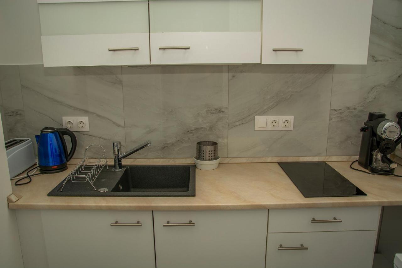 Orosháza Oros House Apartmanhaz מראה חיצוני תמונה
